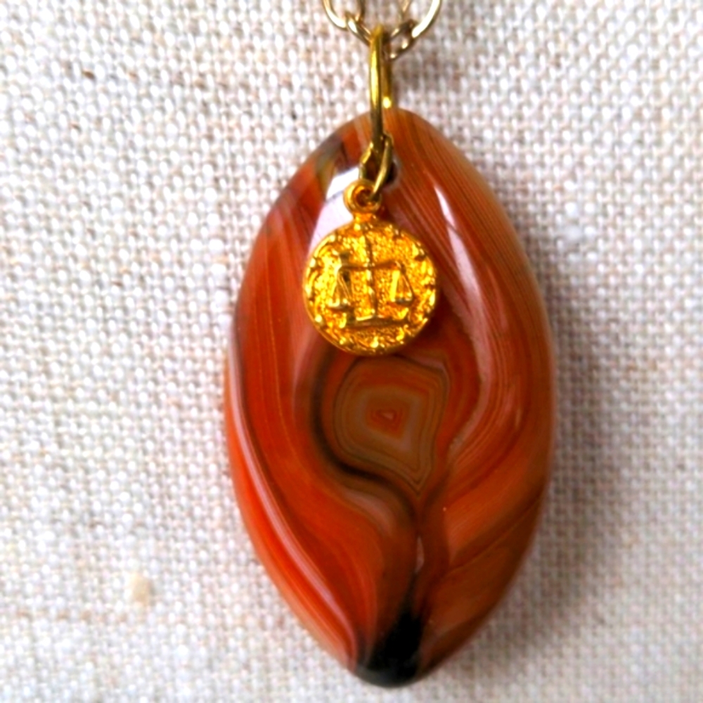 Agate pendant necklace, Handcrafted, New.  Gold charm and adjustable 23" chain.